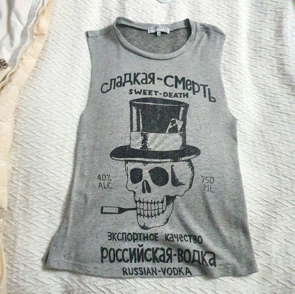 Skull Top